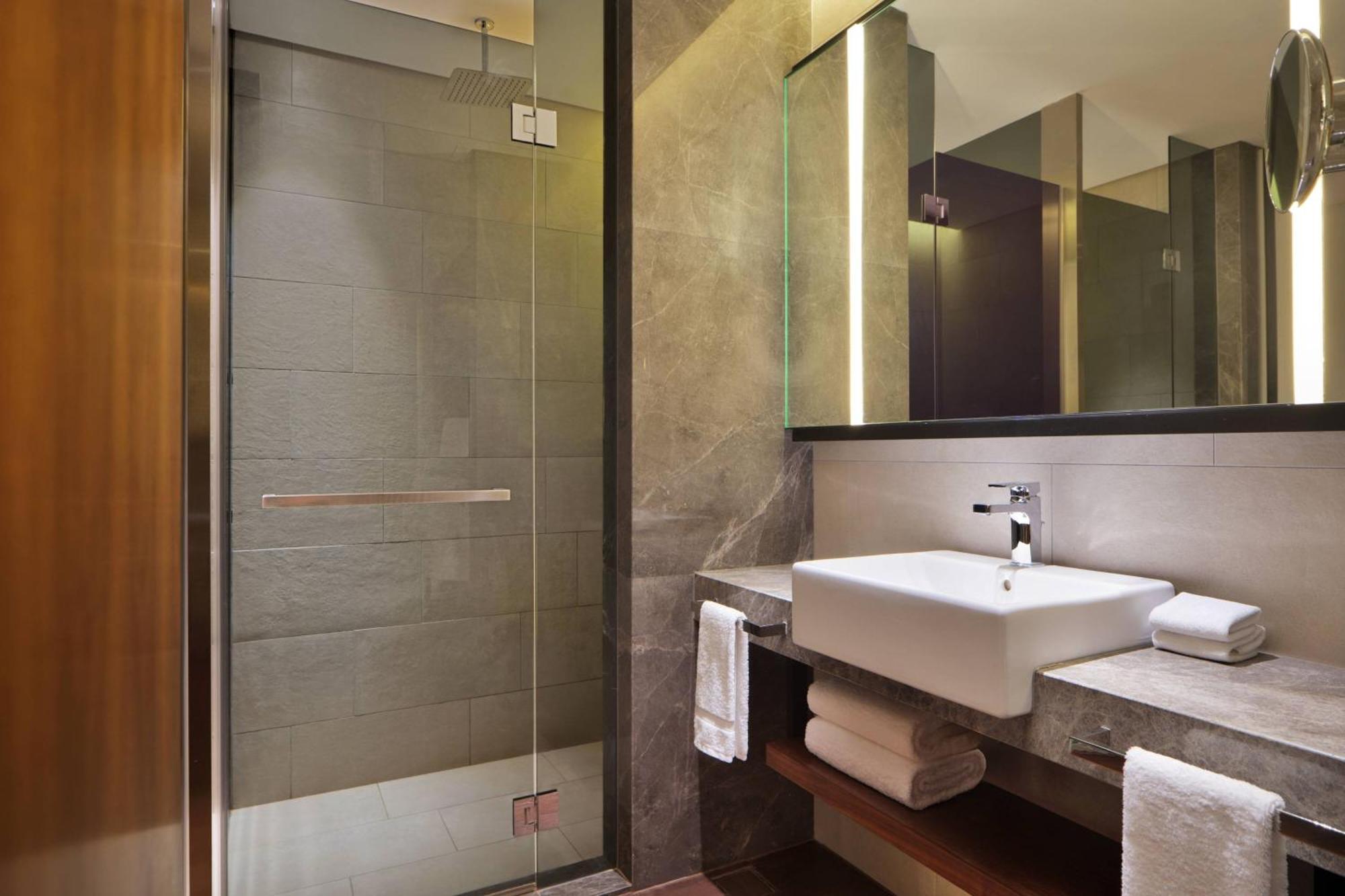 Le Meridien Petaling Jaya Exterior foto